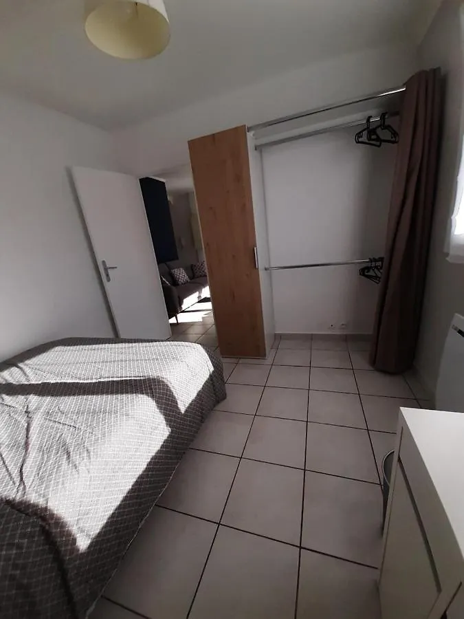 Les Peupliers Appartement Centre Ville D'Aix Avec 3 Chambres Et Parking Prive Aix-en-Provence Frankrike